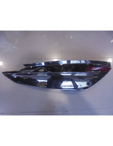 LATERAL TRASERO DERECHO KYMCO XTOWN 125 -300 NEGRO