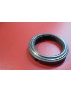 TUERCA APRIETE PISTA SUPERIOR DIRECION VESPA T5-TX
