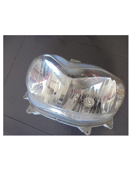 OPTICA SUZUKI BURGMAN 125/200CC SEGUNDA SERIE(RECUPERADA)(2 PATILLAS SUJECION INTERIORES ROTAS PERO RECUPERABLES)