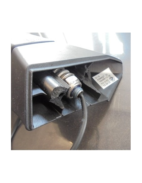 ESPEJO IZQUIERDO BMW C 650 GT(PEQUEÑA ROTURA EN SOPORTE REPARABLE)