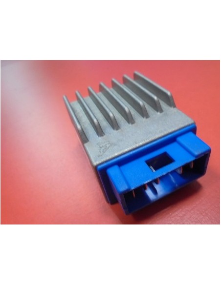 REGULADOR CORRIENTE DERBI SENDA 50 R (NUEVO-5 SALIDAS)