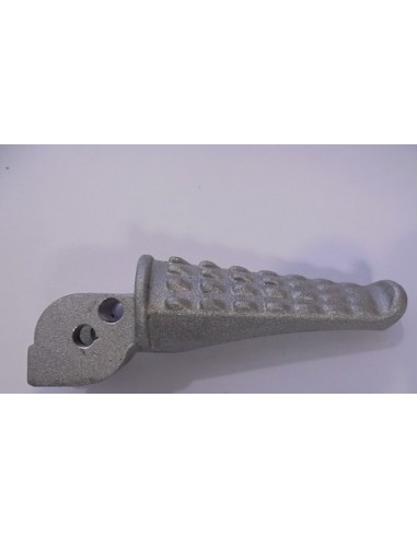 ESTRIBERA DELANTERA IZQUIERDA DERBI GPR 50...