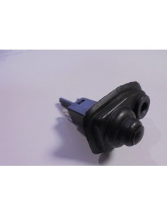 PULSADOR APERTURA PORTON TRASERO PIAGGIO X8,X9...