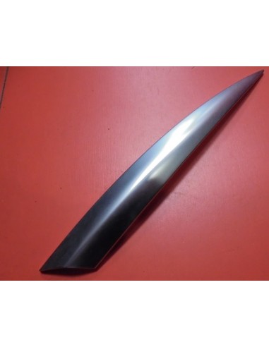 EMBELLECEDOR TRASERO DERECHO PIAGGIO X10...