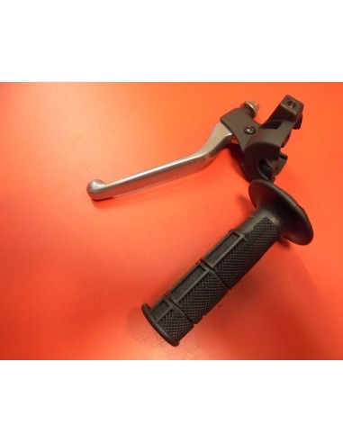 SOPORTE MANETA IZQUIERDA DERBI SENDA 50CC