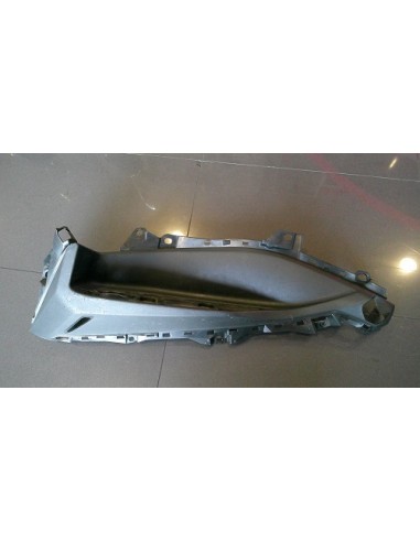 PISO IZQUIERDO YAMAHA XMAX (2025) RECUPERADO...