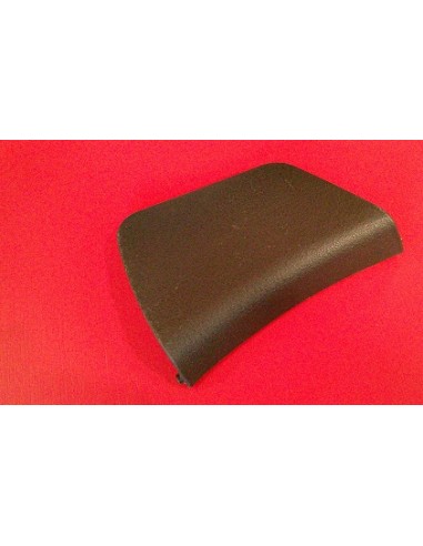 TAPA IZQUIERDA CONTRAESCUDO PIAGGIO X8...