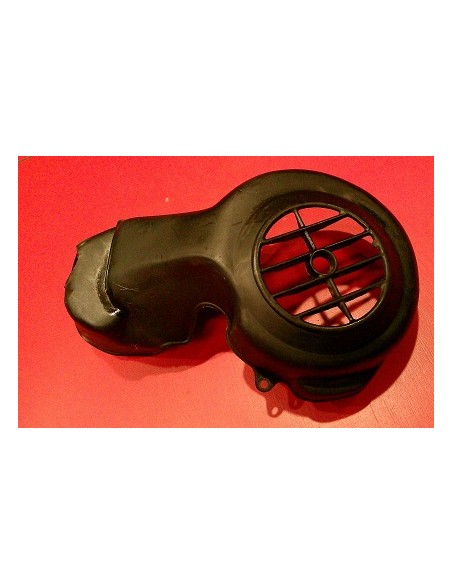 TAPA VOLANTE MAGNETICO VESPINO XE CON ARRANQUE ELECTRICO (RECUPERADO CON PEQUEÑA ROTURA EN PATILLA PERO RECUPERABLE)