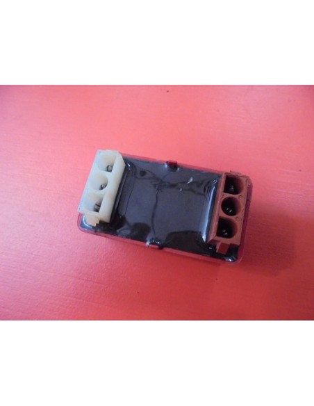 CDI LEVISTRONIC DE ENCENDIDO POR DESCARGA CAPACITIVA ADAPTABLE A TODOS LOS ESTATORES MOTOPLAT DIAMETRO 90 GRADOS
