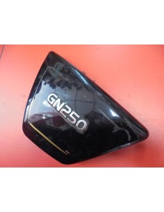 TAPA LATERAL IZQUIERDA SUZUKI  GN 250 RECUPERADA