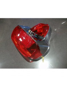 PILOTO TRASERO METÁLICO VESPA 150S ( SIN JUNTA BASE PILOTO)