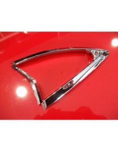 EMBELLECEDOR CROMADO INTERMITENTE DELANTERO DERECHO...