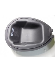 TAPA PORTACASCOS DERBI GP1 50-125-250CC