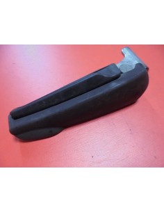 ESTRIBO TRASERO DERECHO PIAGGIO NEW FLY 125CC RECUPERADA